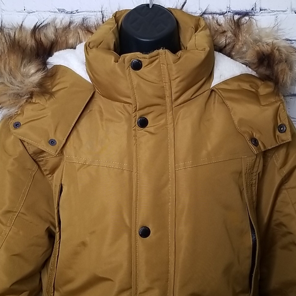 NWOT Ben Sherman hooded parka with faux fur
